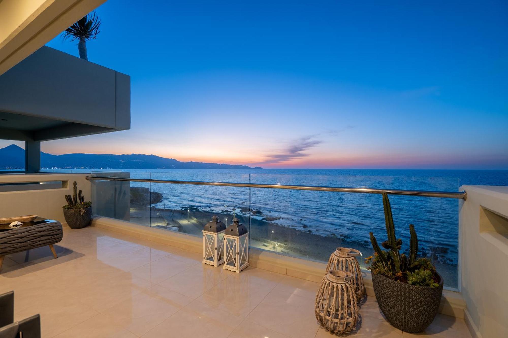 C.P. Luxury Suite Heraklion Exterior foto