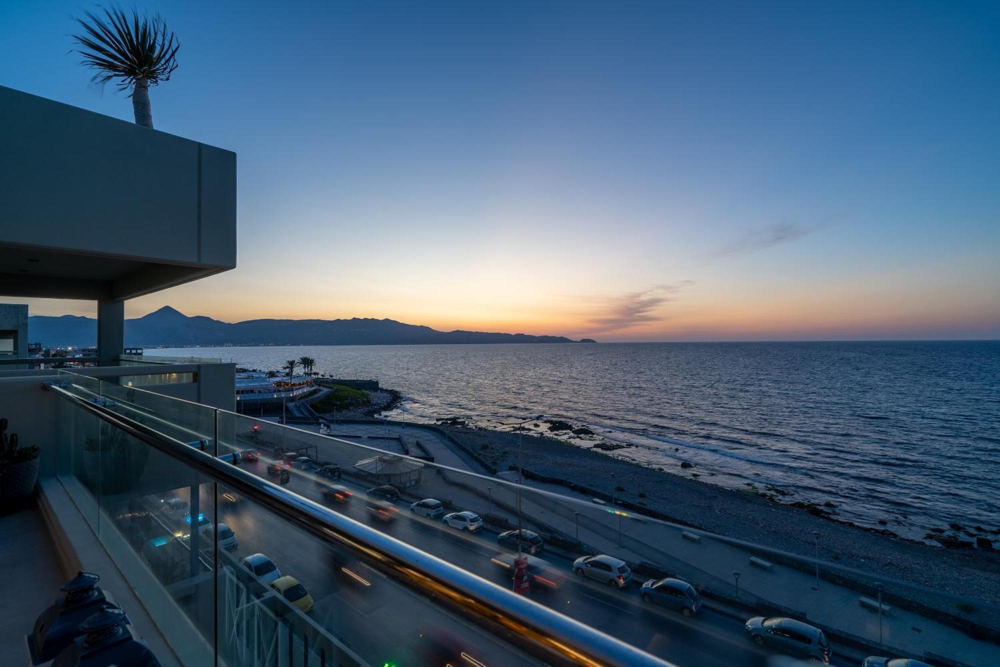 C.P. Luxury Suite Heraklion Exterior foto