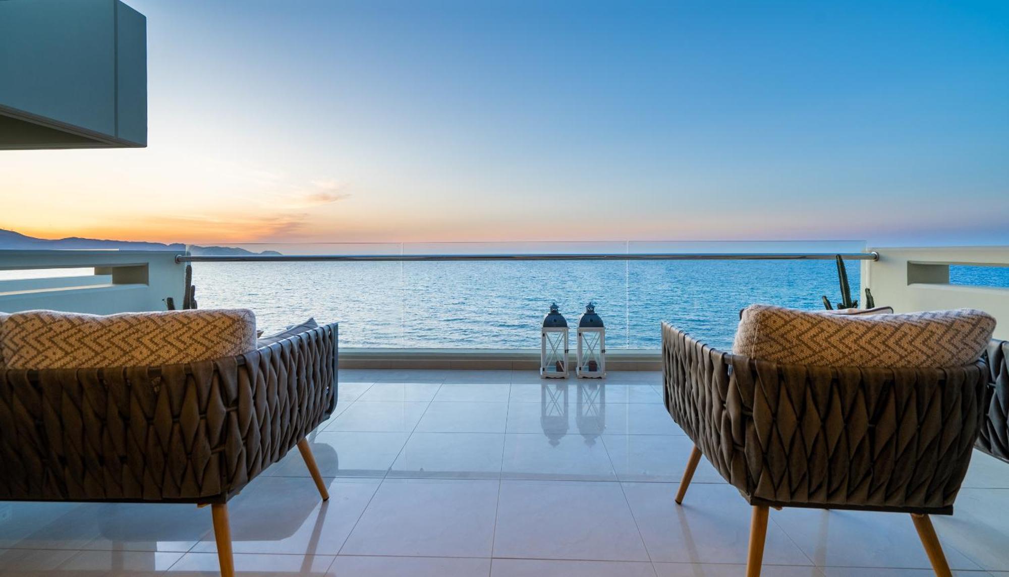 C.P. Luxury Suite Heraklion Exterior foto
